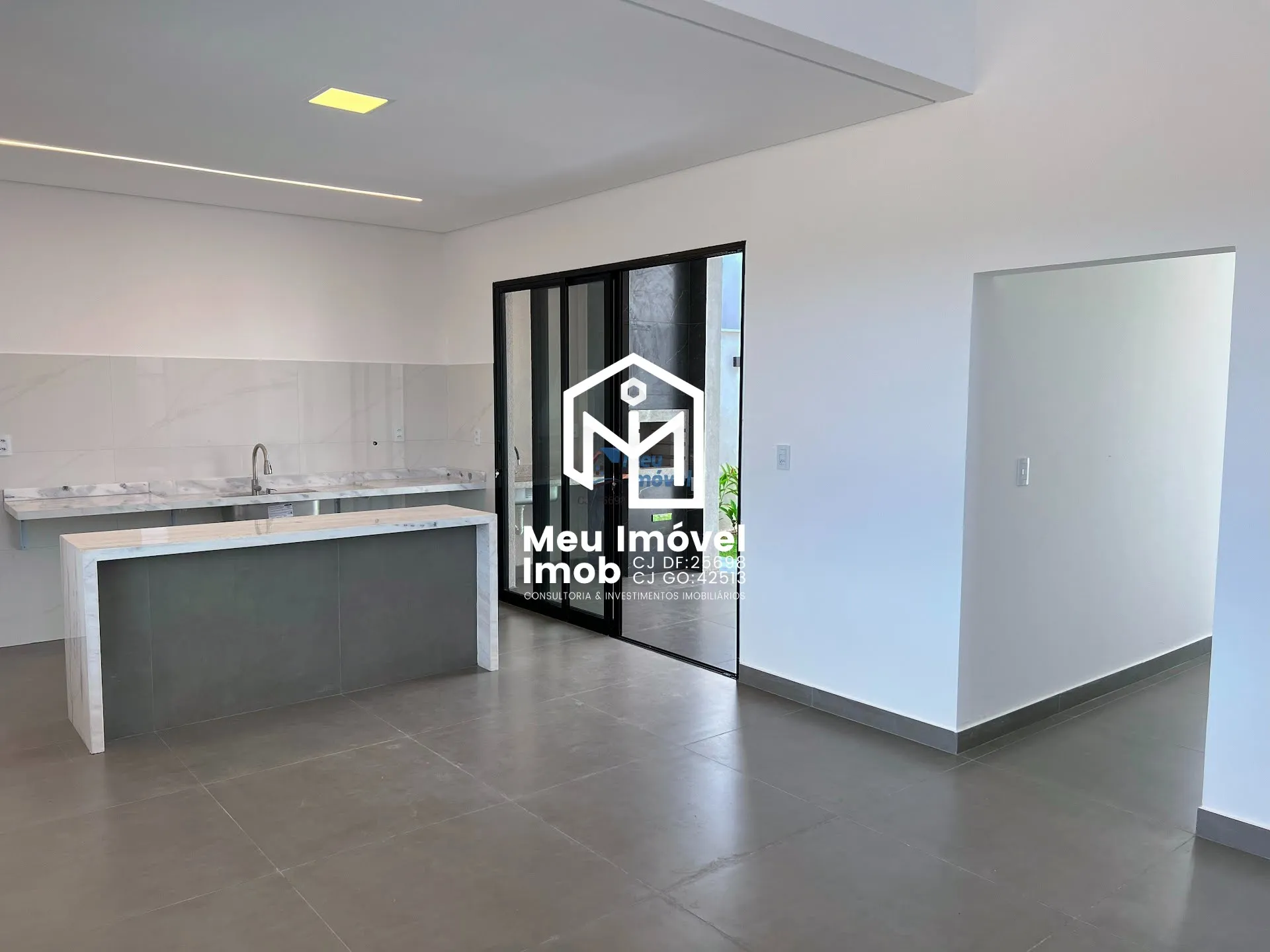 Imagem Aldeia III Casa 4 Quartos 2 Suítes 2 Vagas 190m² Lazer