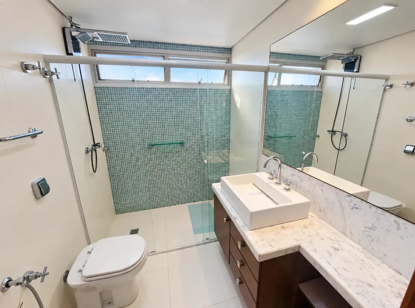 Imagem Apartamento com 4 Quartos à Venda, 215 m² em Centro - Florianópolis