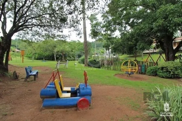 Imagem Casa de Condomínio em Hípica
