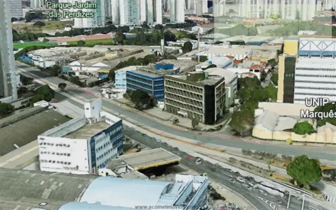 Foto do imóvel Prédio Inteiro para venda em São Paulo no bairro Barra Funda em Av. Marquês de São Vicente, – Água Branca
