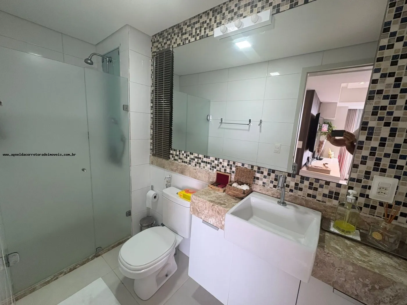 Imagem Apartamento para Venda em Natal, Tirol, 3 dormitórios, 2 suítes, 3 banheiros, 2 vagas
