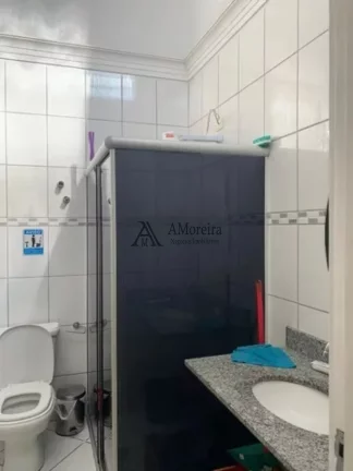 Imagem Salão Comercial à Venda no Centro de Jundiaí-SP com 4 Salas, 4 Banheiros, 5 Vagas de Garagem e 333m² de Área