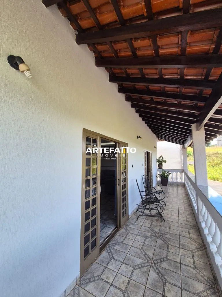Imagem Sobrado à venda em Franca, Parque São Jorge, com 4 quartos, 303m2