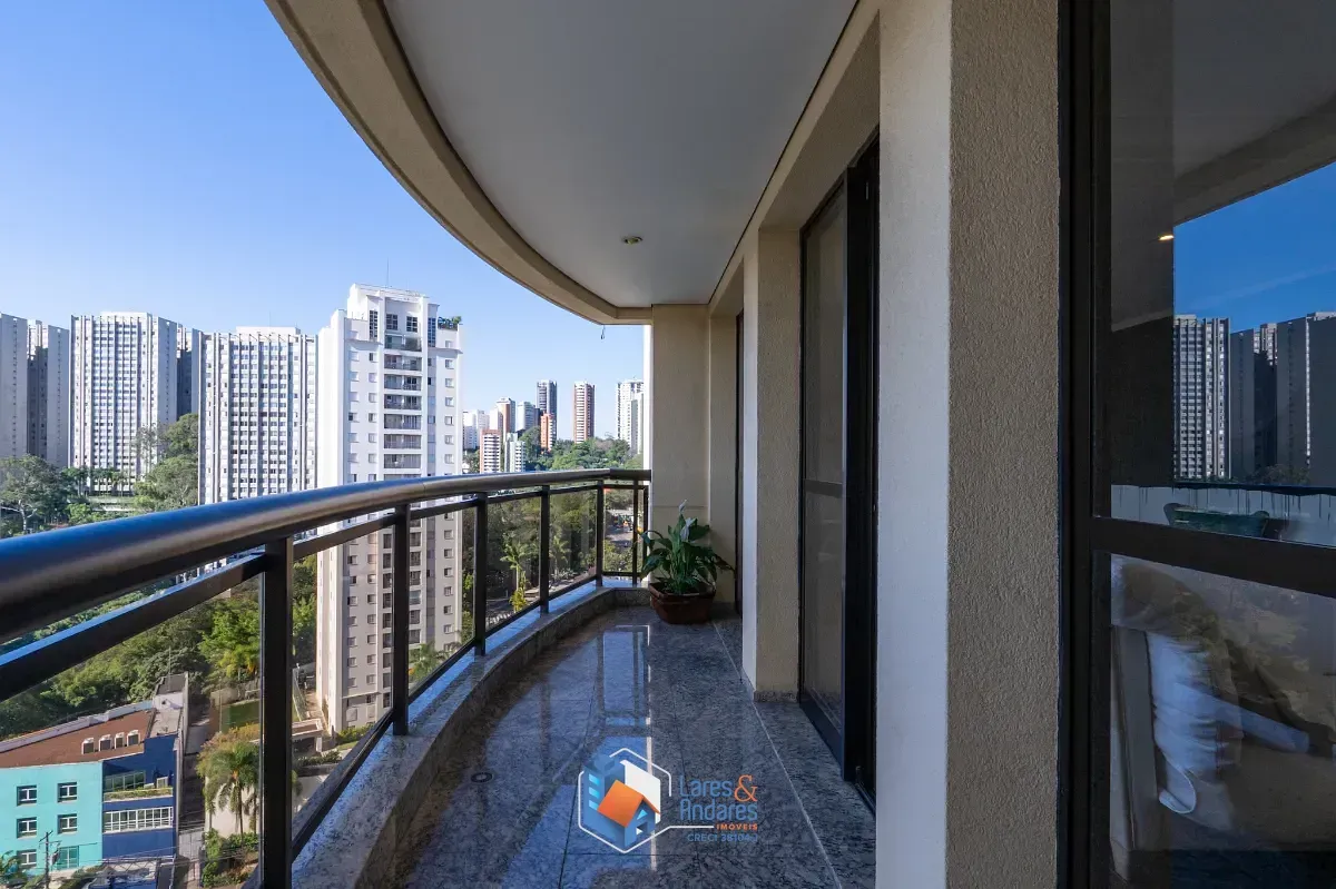 Imagem Apartamento para venda em Vila Suzana com 3 quartos, sendo 3 suítes, 220m²