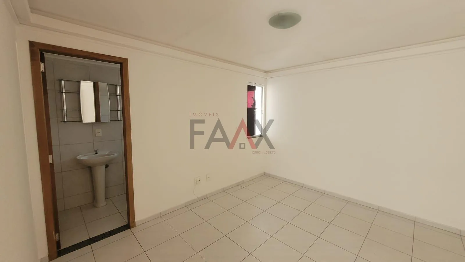 Imagem Sala Comercial para locação,887.87 m , CENTRO, GUARAPUAVA - PR