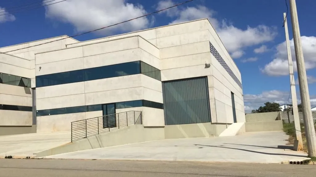 Imagem Galpão Empresarial com 1.221m² em Sorocaba / SP.