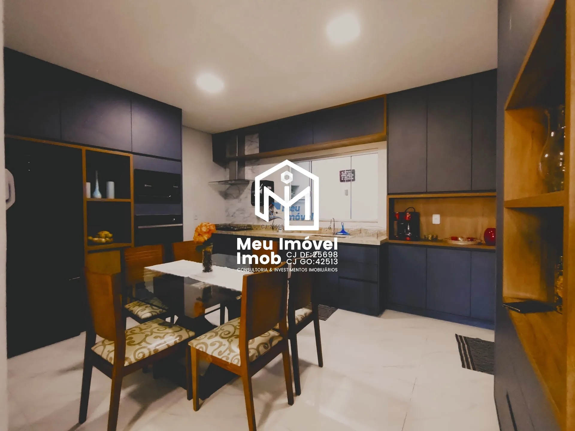 Imagem Casa 3 Quartos 3 Suítes 1 Vaga 135m² Área de Serviço