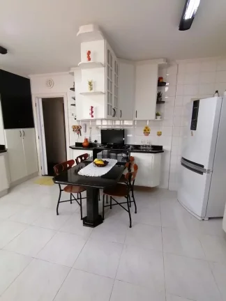 Imagem Lindo apartamento, com 151 m2, ampla sala p/ 2 ambientes, sala de ampla, lavabo, 4 dormitórios, com...