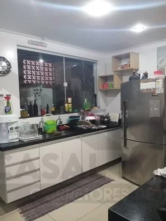 Imagem CASAL IMÓVEIS VENDE CASA PORTEIRA FECHADA MORADE VERDE 5 SUÍTES + ENERGIA SOLAR