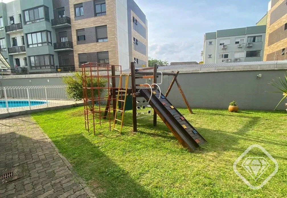 Imagem Cobertura Triplex mobiliada, única e cheia de personalidade na Pedra Redonda

Uma cobertura para qu...