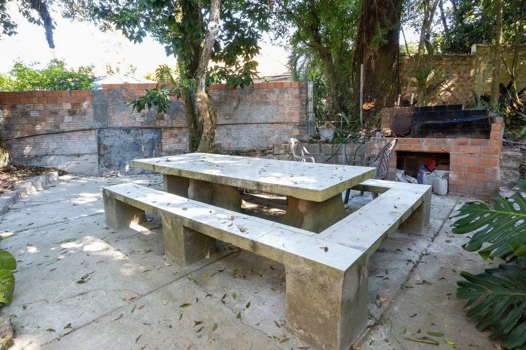 Imagem Casa em Belém Novo