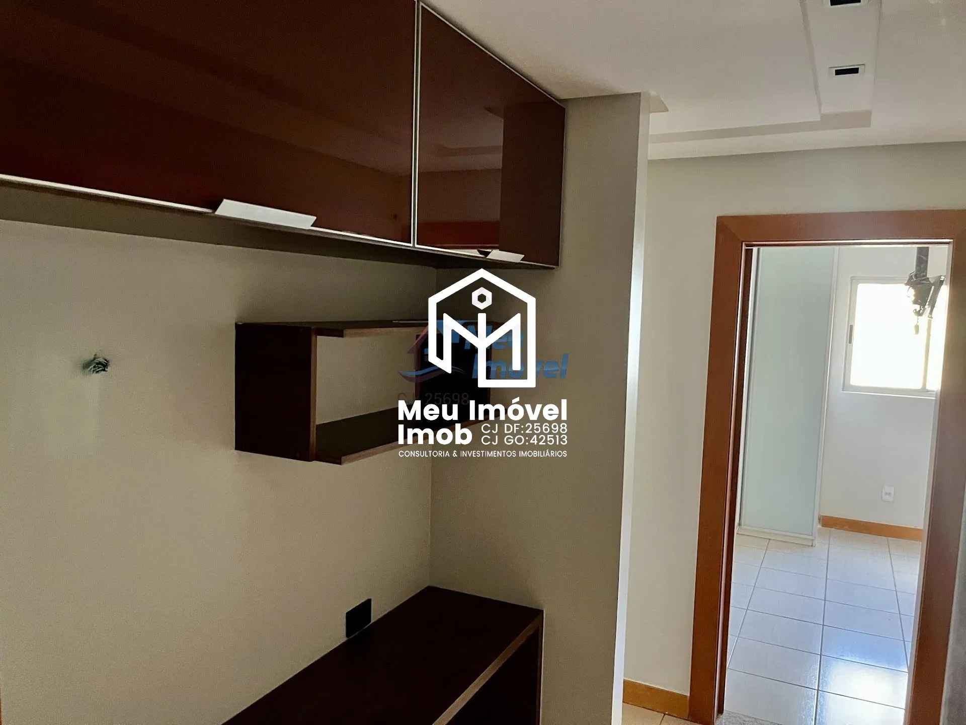 Imagem Rua 21 Ed. Le Grand Valle 3 Quartos 1 Suíte 1 Vaga 119m² Reformado Armários FGTS