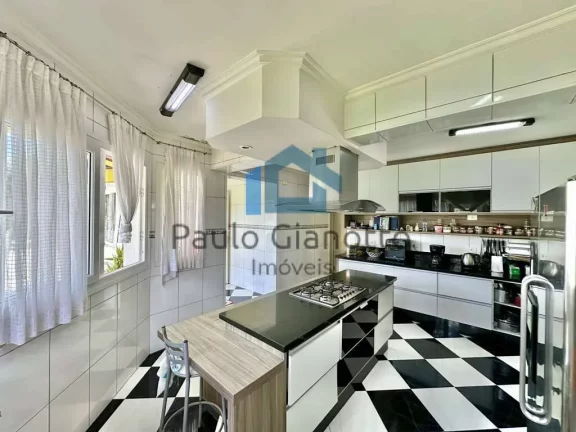 Imagem Casa de Alto Padrâo no Condomínio São Paulo II