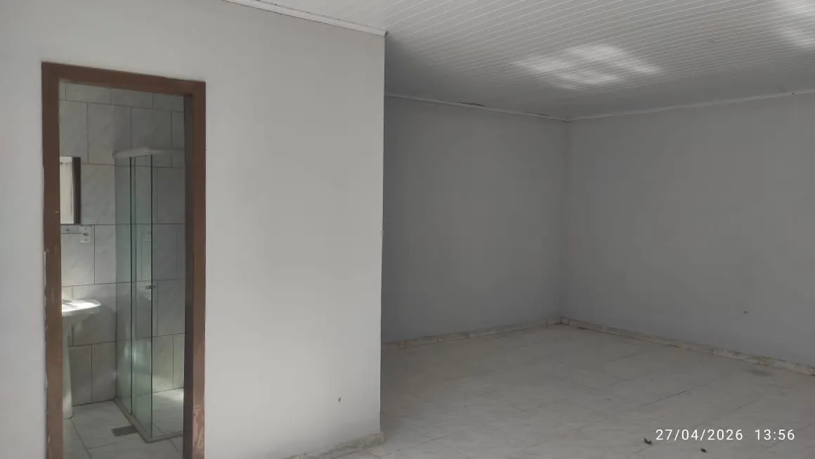 Imagem Casa com piscina e salão de festas a venda Canoas / 3 Dormitórios