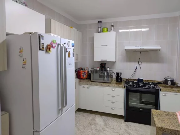 Imagem Apartamento com 2 dormitórios à venda, 100 m² por R$ 698.000 - Tupi - Praia Grande/SP