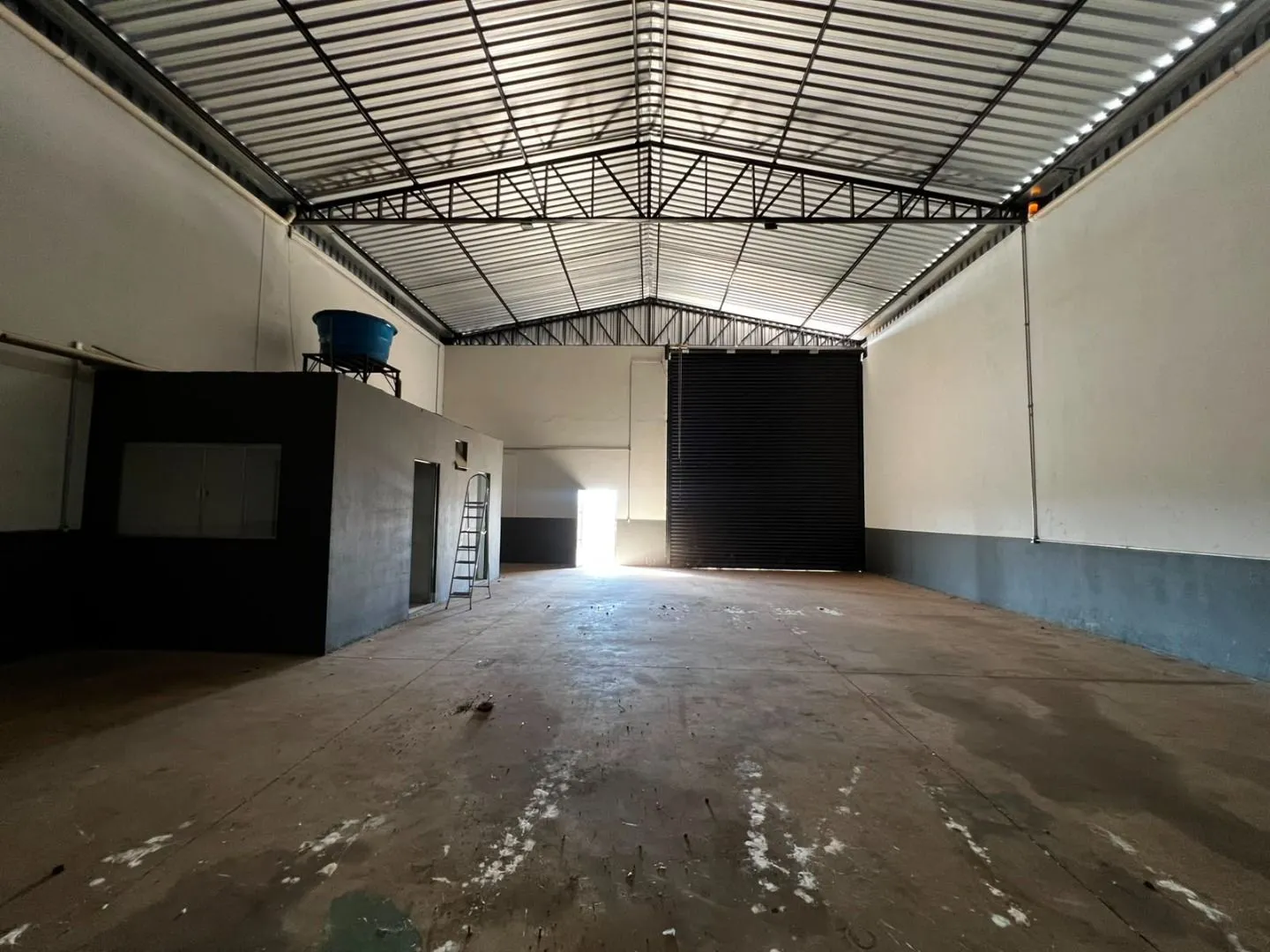 Imagem Galpão para alugar, 300 m² por R$ 4.500,00/mês - Planalto - Patos de Minas/MG