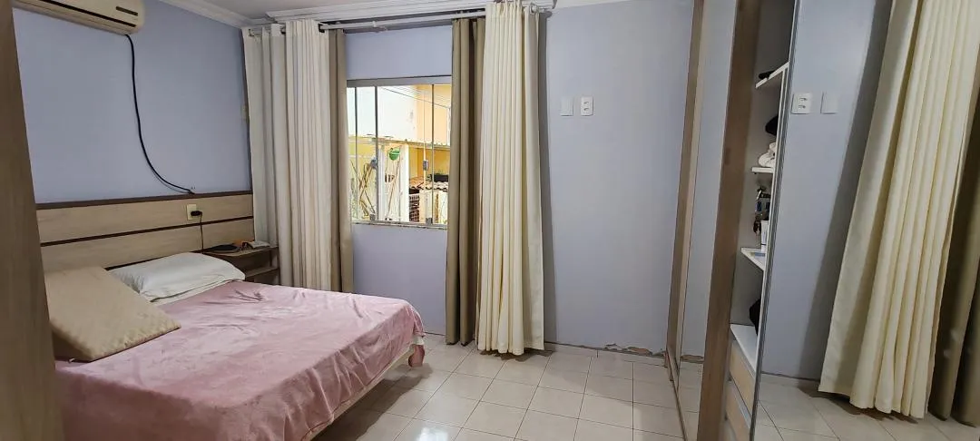 Imagem Casa mobiliada e usada em Cascavel - Centro, com escritório e quintal
