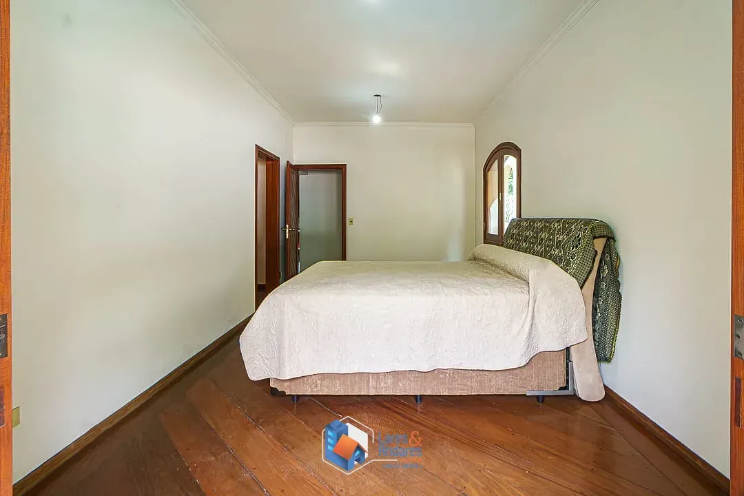 Imagem Casa para venda em City América com 4 quartos, sendo 2 suítes, 560m²
