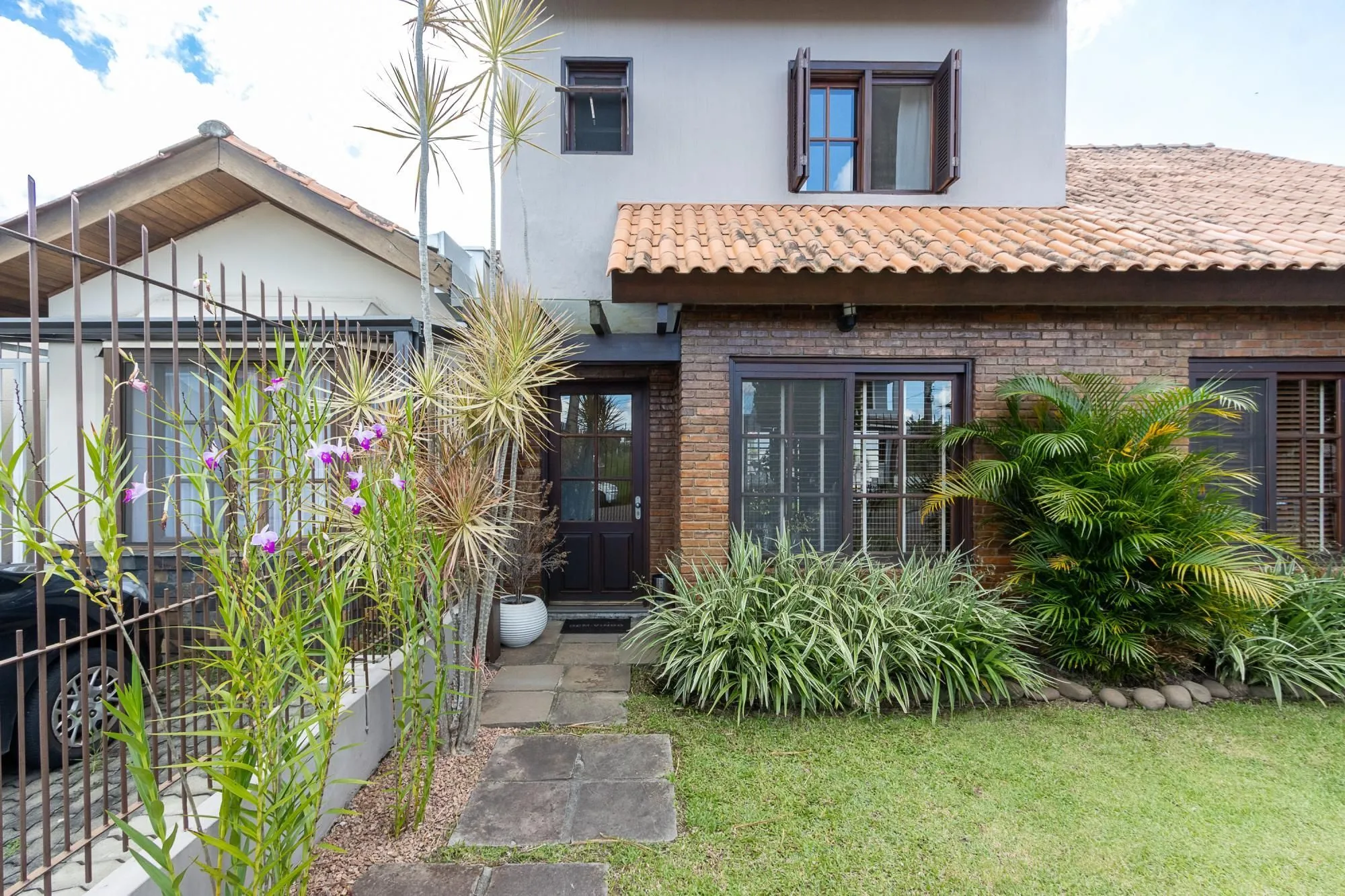 Imagem LINDA CASA NA HÍPICA