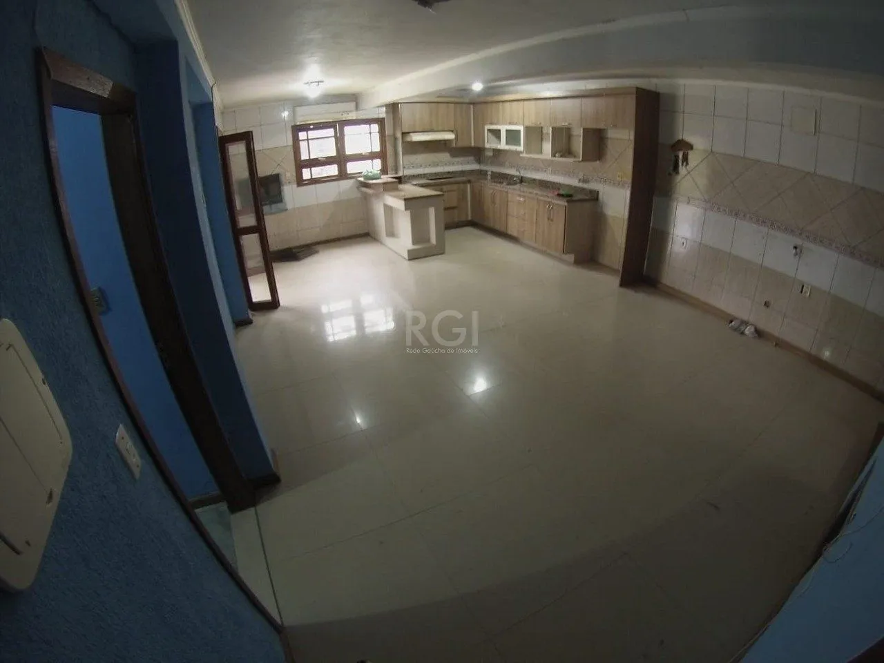 Imagem Casa 5 dormitórios no bairro Ponta Grossa