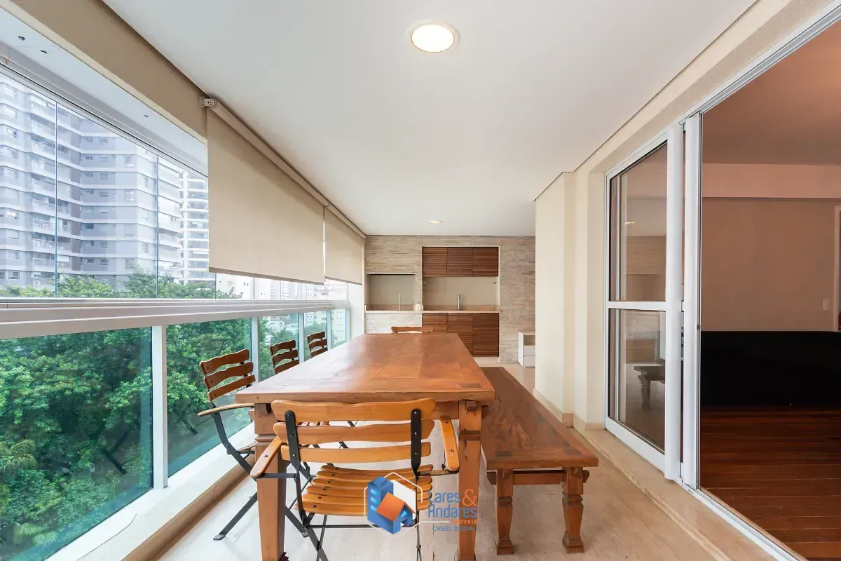 Imagem Apartamento para venda em Indianópolis com 3 quartos, sendo 3 suítes, 204m²