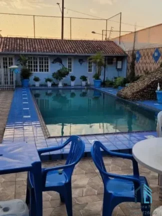 Imagem (PERMUTA) Casa/Terreno 1.100 m² , 700 m² construída, potencial prédio até 3 andares, 05 quartos c/suíte, no Cajuru em Curitiba PR