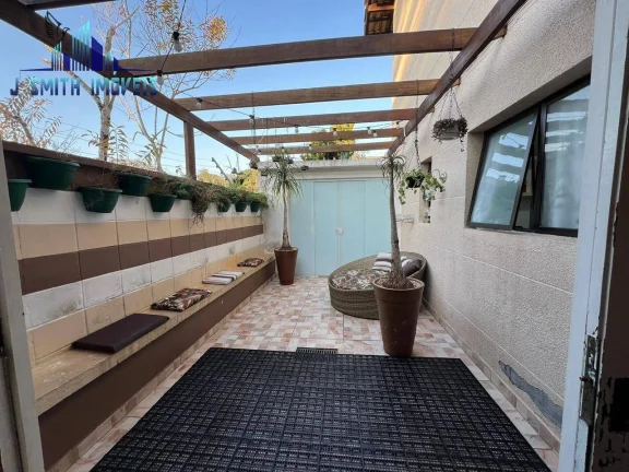 Imagem CASA 3 SUÍTES, FOTOVOLTAICO, PISCINA COM HIDRO, 4 VAGAS, GURMET, KM 26.