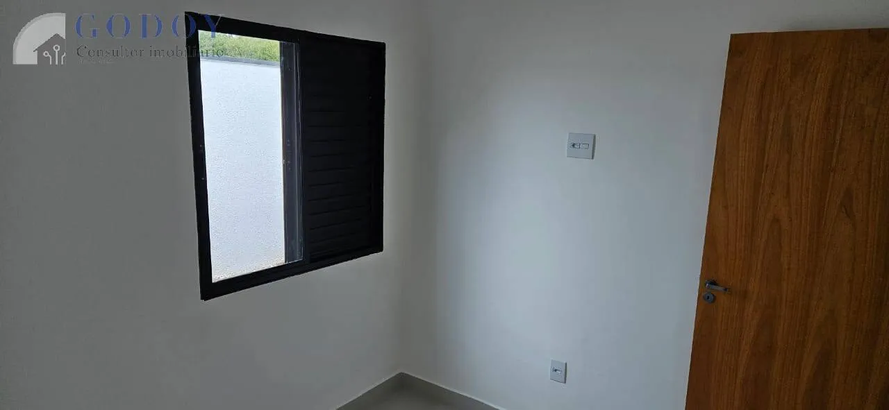 Imagem Casa Térrea com Pé-Direito Alto e Área Gourmet no Bosque da Imperatriz