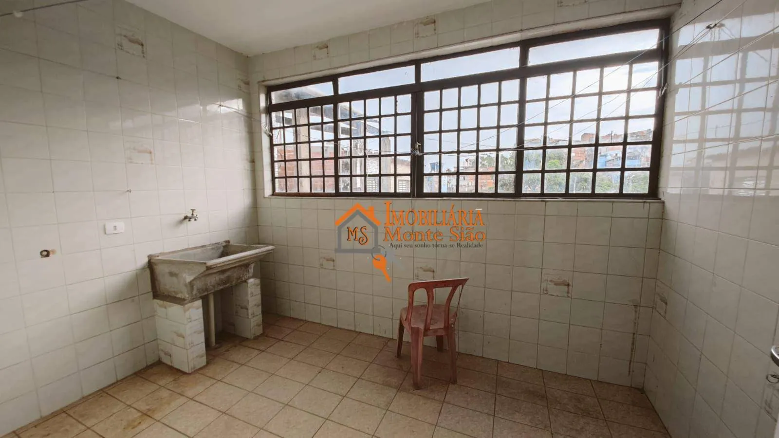 Imagem Sobrado com 5 dormitórios à venda, 300 m² por R$ 350.000,00 - Parque Primavera - Guarulhos/SP