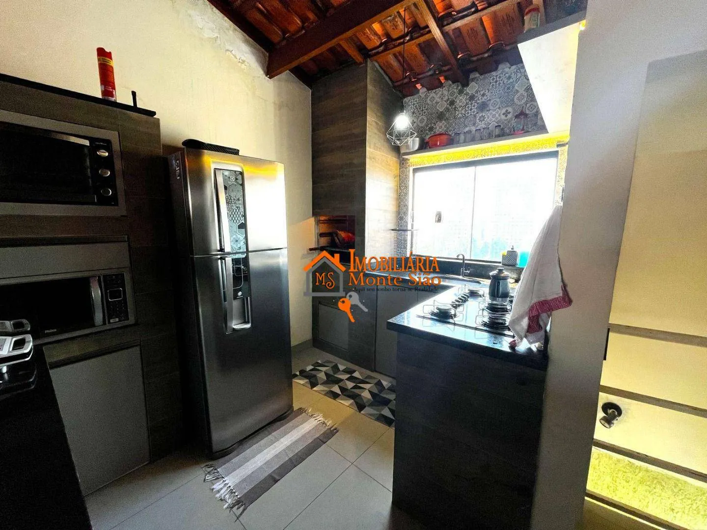 Imagem Sobrado com 3 dormitórios à venda, 210 m² por R$ 550.000,00 - Vila Rio de Janeiro - Guarulhos/SP
