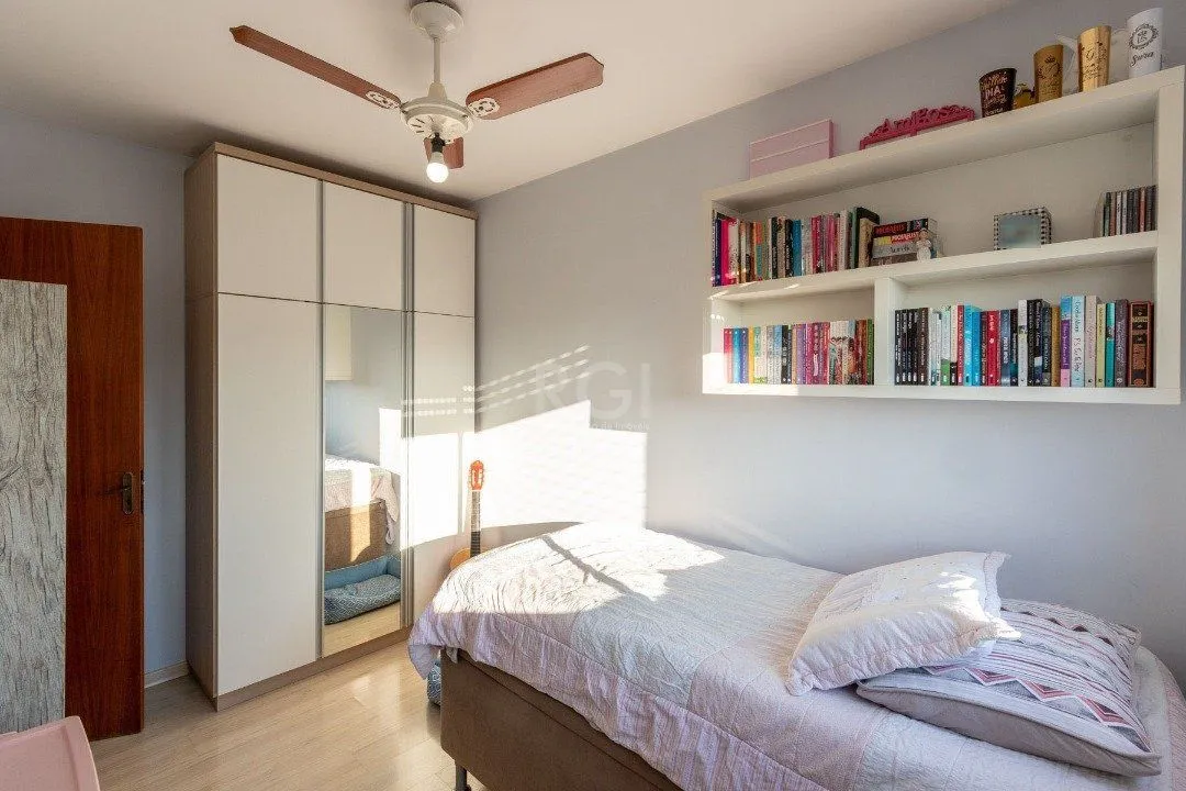 Imagem Apartamento para Venda - 62m², 3 dormitórios, 1 vaga - Nonoai