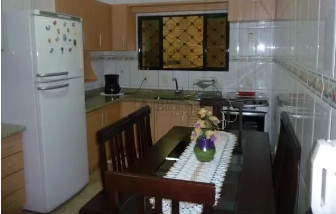 Imagem Casa semi mobiliada em Balneário Camboriú.