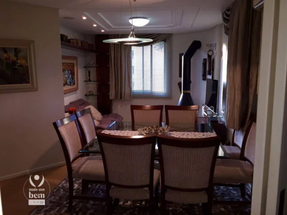 Imagem Apartamento com 149 m², 3 quartos (1 suíte com hidromassagem), 2 vagas de garagem à venda por R$ 1.090.000 - Centro - Curitiba/PR