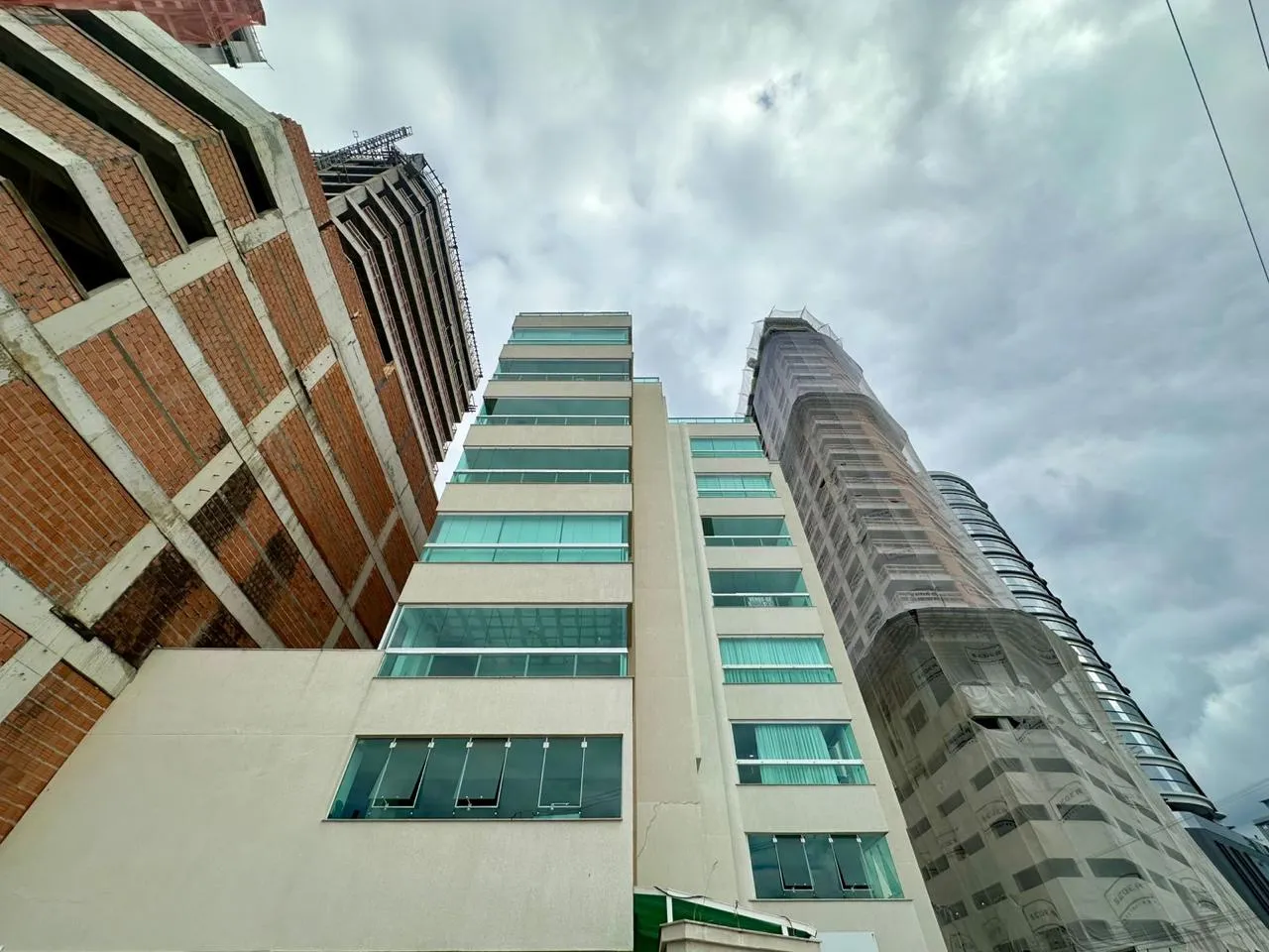 Foto do imóvel Apartamento à venda com 180m2 por R$ 2.000.000,00