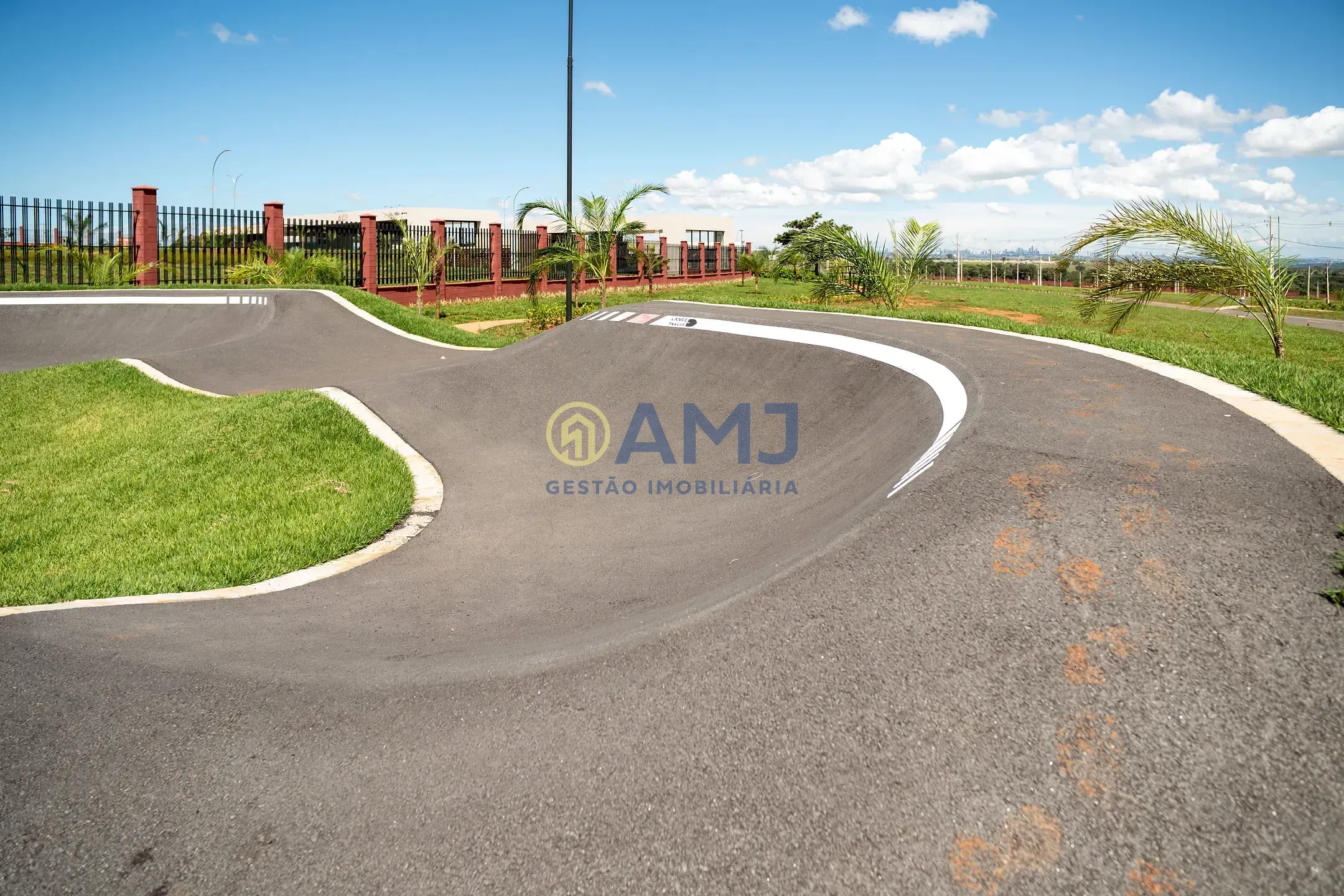 Imagem Terreno à venda no Senador Canedo - Oasis Laguna