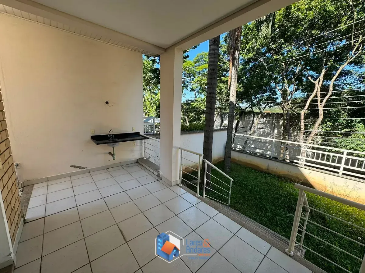 Imagem Casa para venda em Jardim Petrópolis com 3 quartos, sendo 1 suíte, 250m²