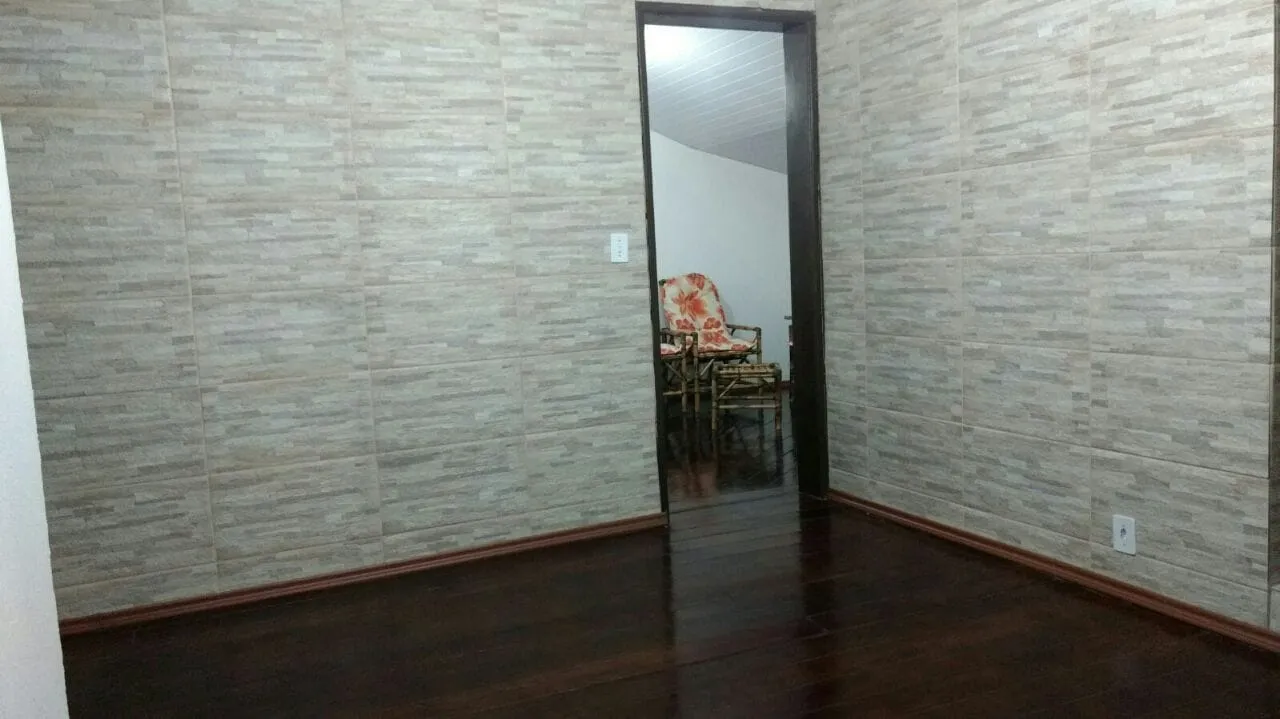Imagem Casa à venda 5 Quartos, 2 Vagas, 300M², Moreira César, Pindamonhangaba - SP