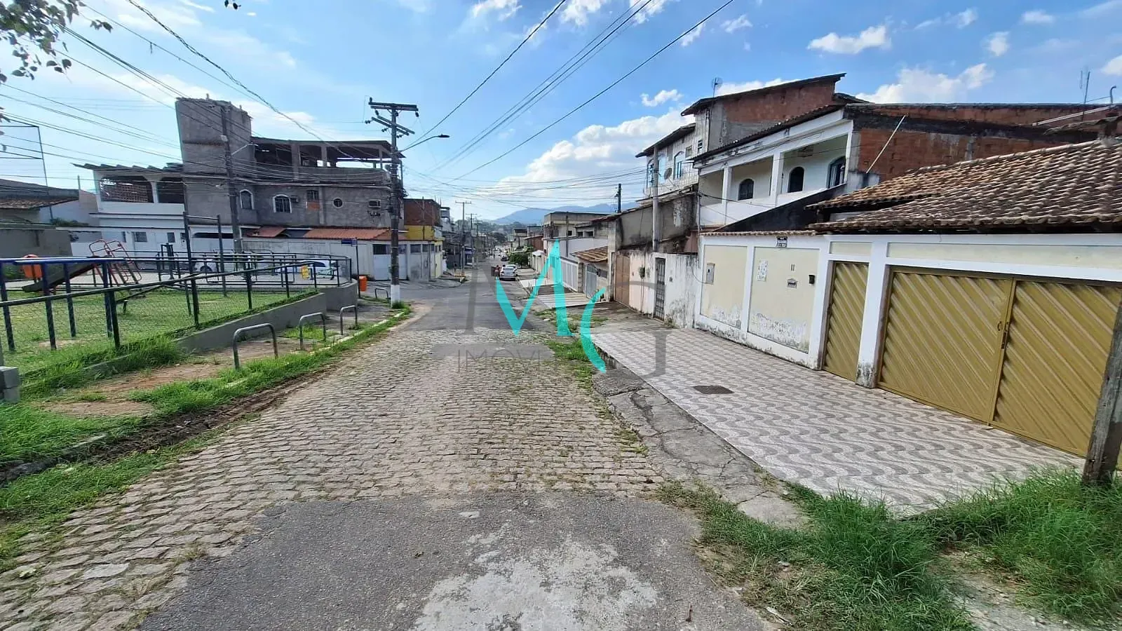 Imagem Casa à 3 quartos 110m² a venda por R$ 400.000,00 em Campo Grande, Rio de Janeiro, RJ