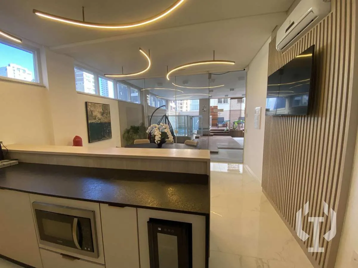 Imagem Amplo apto pronto em 100x direto com a construtora, semi mobiliado com 3 suítes e lazer completo