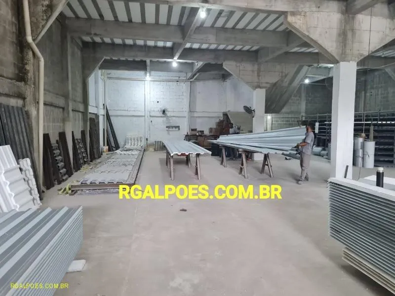 Imagem Galpão para Venda em DUQUE DE CAXIAS, Campos Elíseos, 2 banheiros