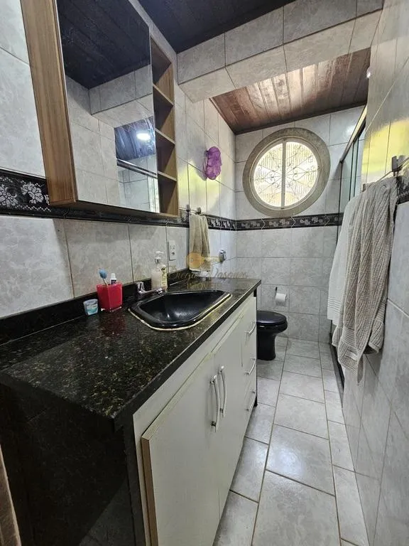 Imagem Casa para Venda em Teresópolis / RJ no bairro Cascata do Imbuí