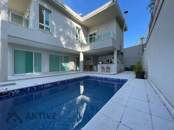 Imagem Casa de Condomínio em Alphaville - Santana de Parnaíba, SP