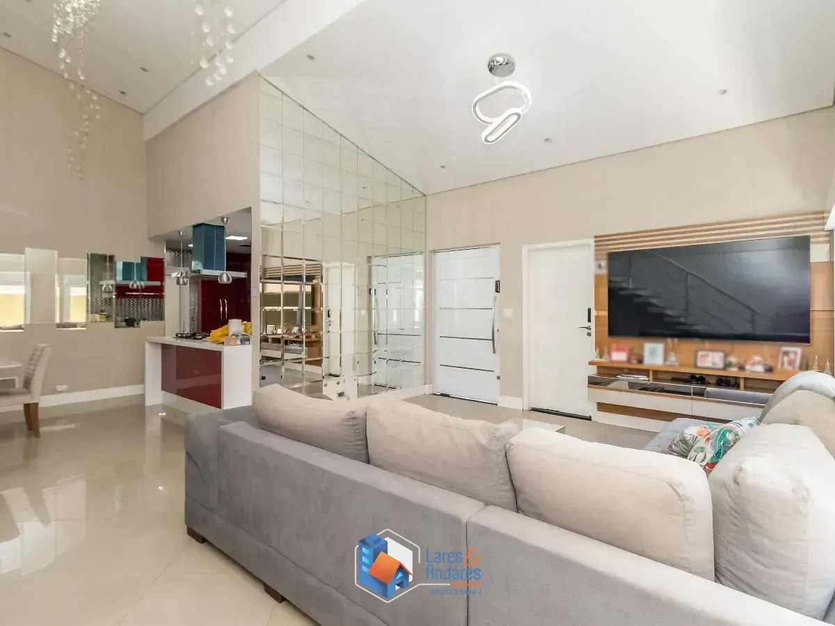 Imagem Casa para venda em City América com 4 quartos, sendo 2 suítes, 246m²