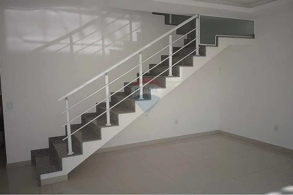 Imagem Casa com 2 quartos para venda em Pedra de Guaratiba.