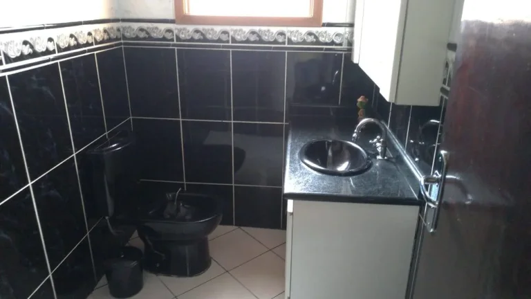 Imagem Casa Maravilhosa 142 m² 2 Dormitórios e 2 Vagas de Garagens