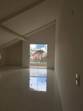 Imagem Casa alta triplex Aparecida, Santos 2 vagas