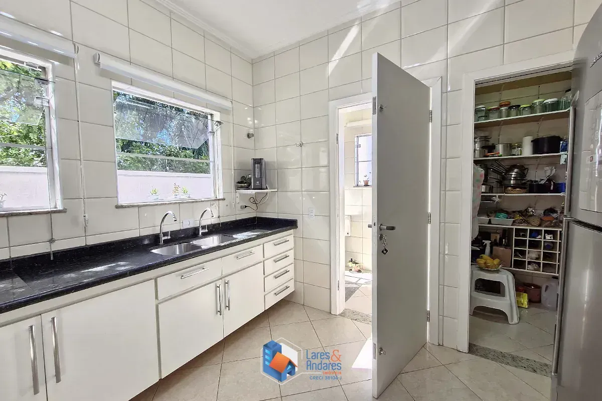 Imagem Sobrado para venda em Tucuruvi com 3 quartos, sendo 3 suítes, 234m²