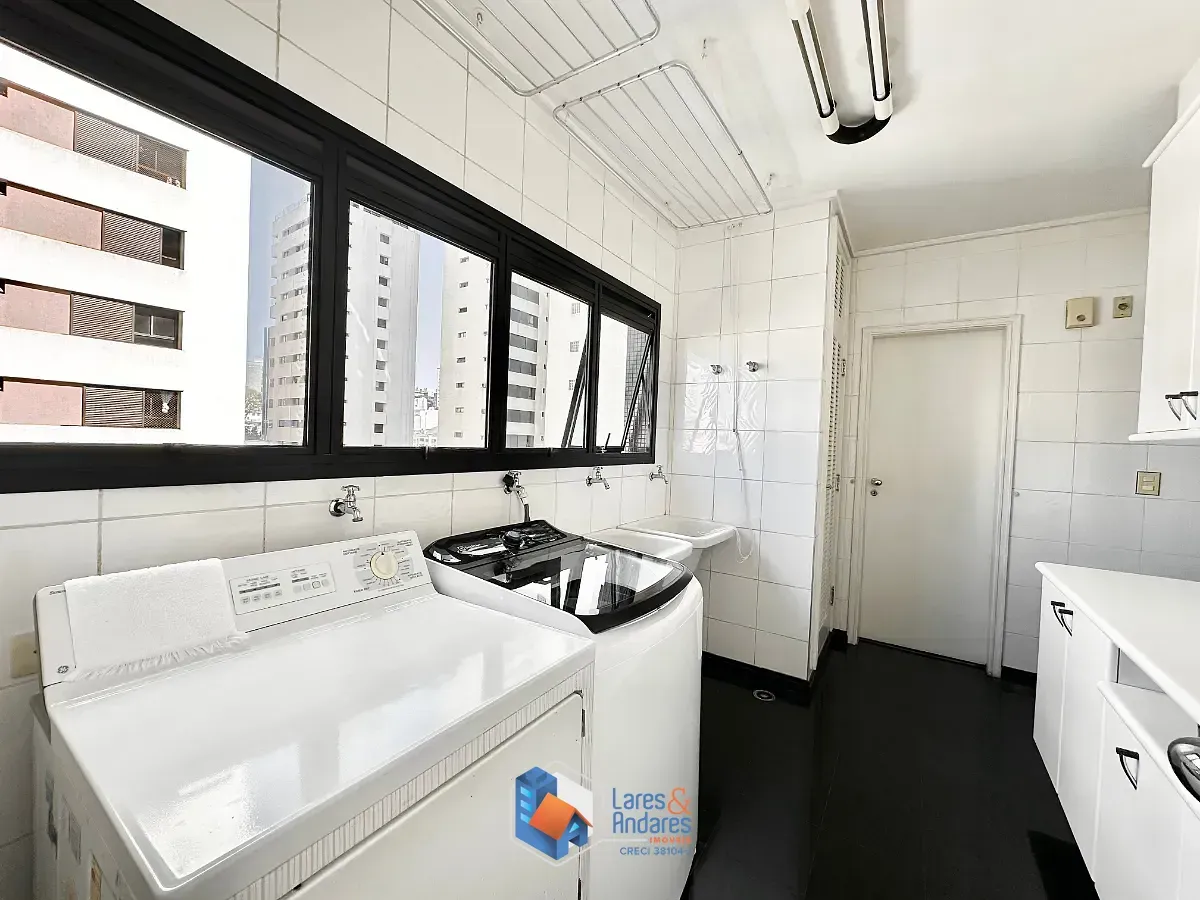 Imagem Apartamento para venda em Aclimação com 3 quartos, sendo 3 suítes, 214m²