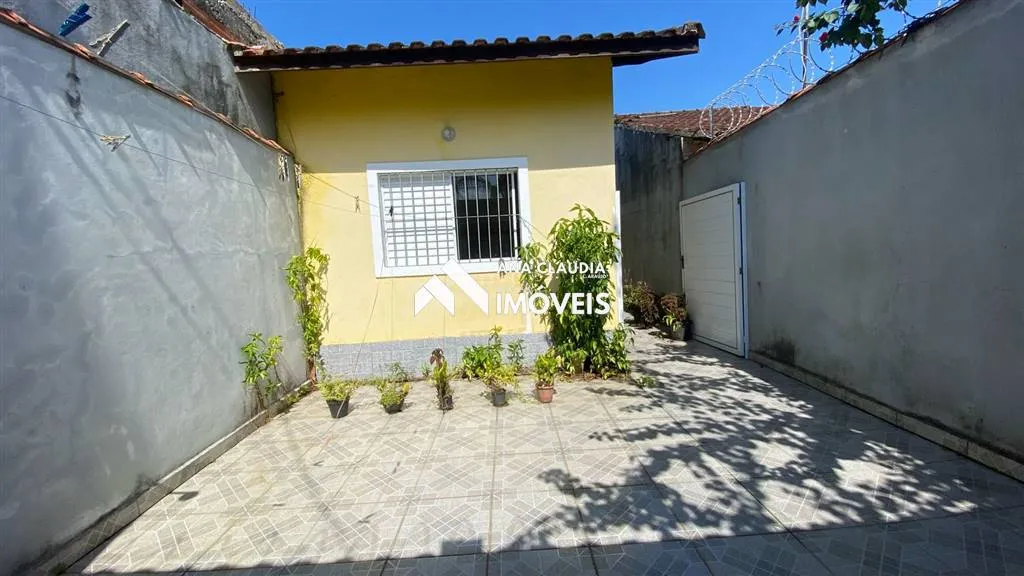 Imagem Casa a venda em Mongaguá ótima localização