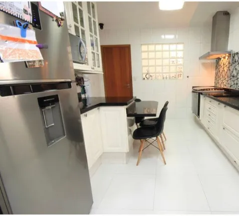 Imagem Casa de Condomínio com 4 Quartos à Venda, 290 m² em Granja Julieta - São Paulo